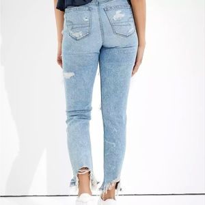 AE Stretch Ripped Mom Jean. Size 2.